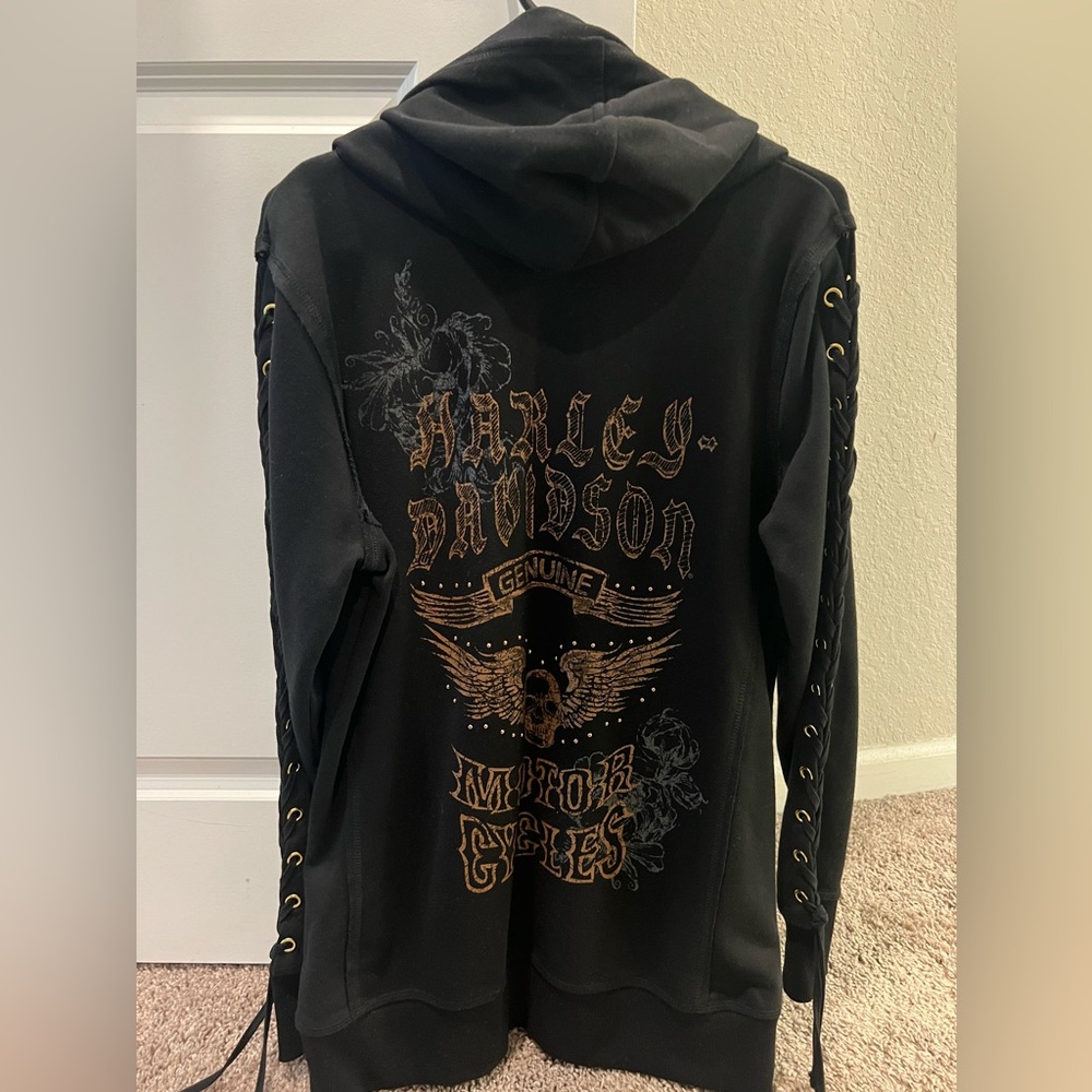 Women’s Harley Davidson hoodie , new never worn size large